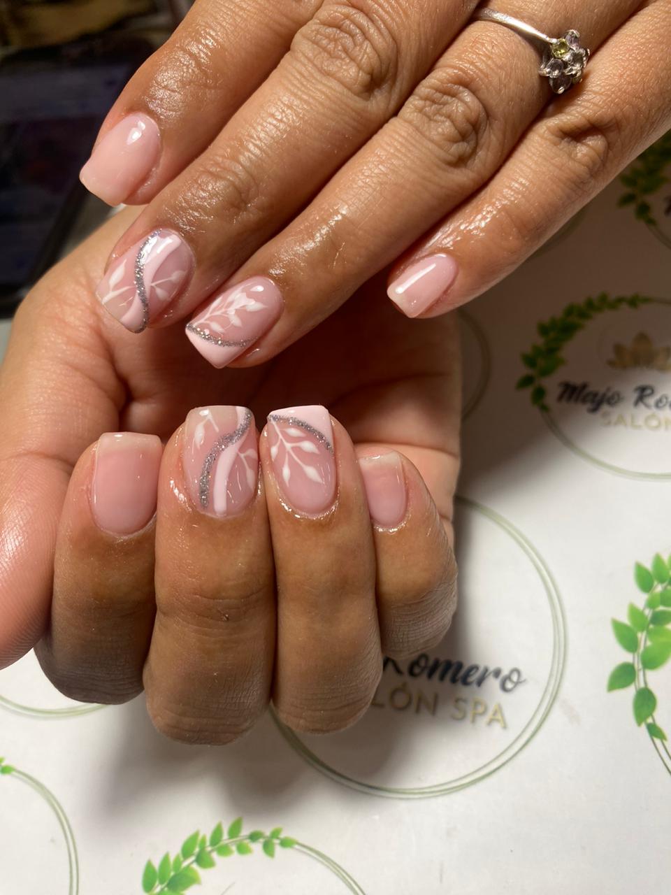 Nail art realizado en Salon Spa Majo Romero
